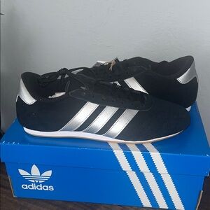 NWT Women’s Adidas Taekwondo Sneakers